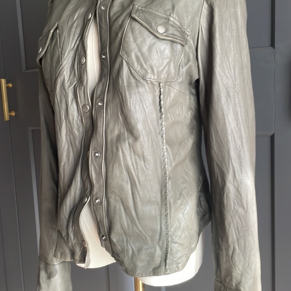Muubaa Leather Ranch Shirt in Anthracite - Picture 7 of 14